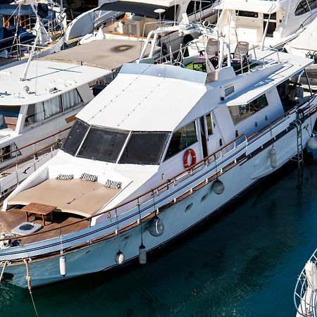 Habitacion Marineria Boat Aloha Barcelona Eksteriør billede