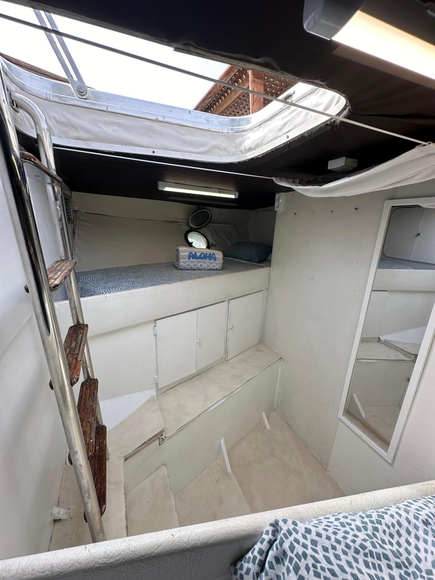 Habitacion Marineria Boat Aloha Barcelona Eksteriør billede
