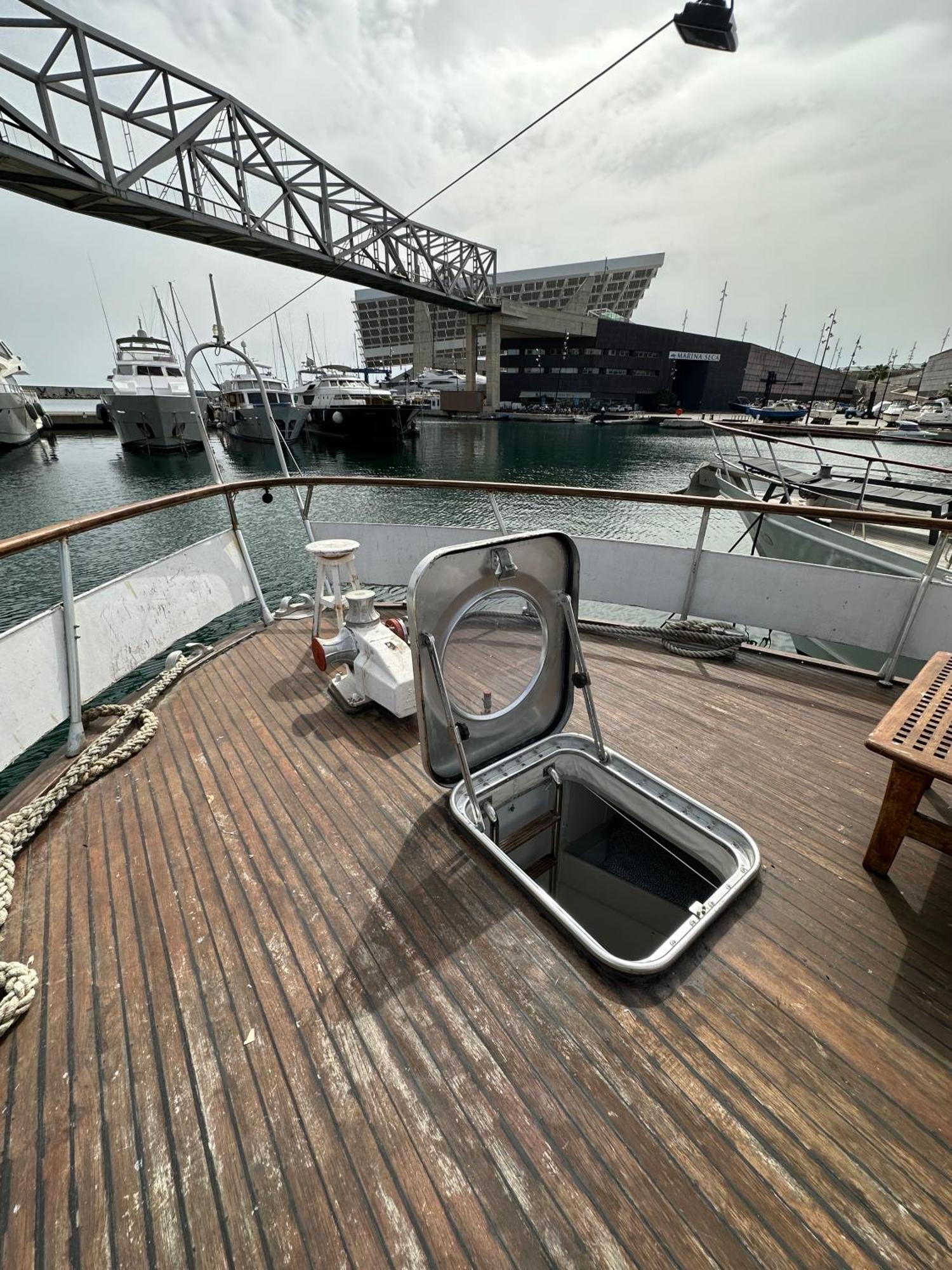 Habitacion Marineria Boat Aloha Barcelona Eksteriør billede
