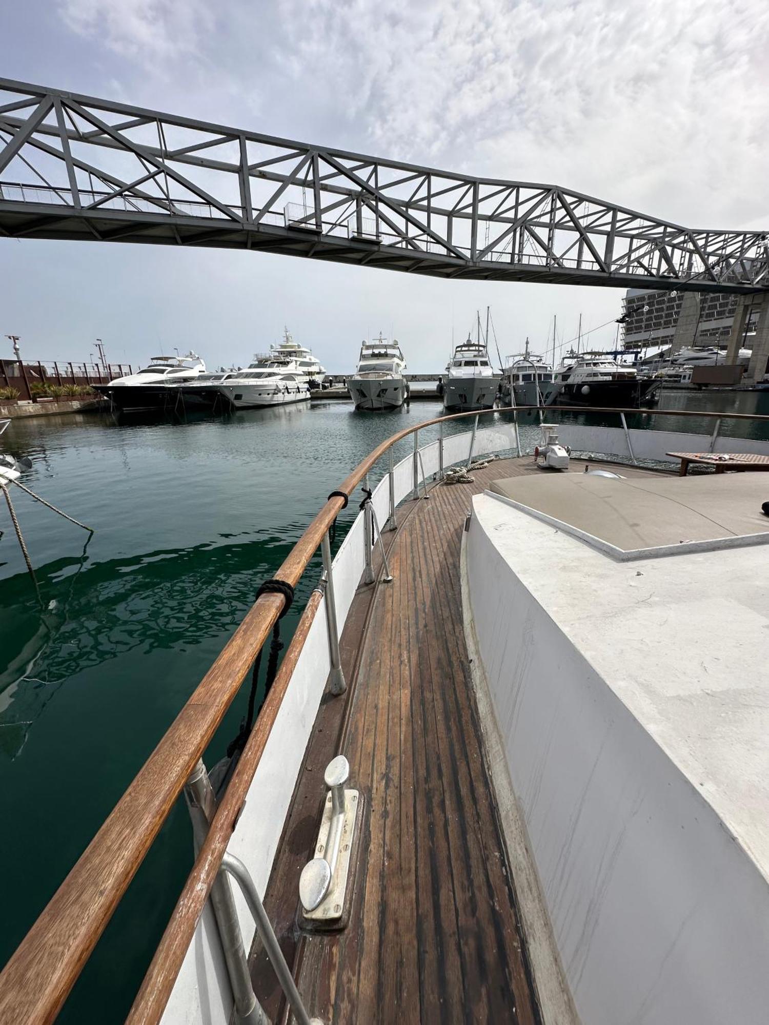 Habitacion Marineria Boat Aloha Barcelona Eksteriør billede