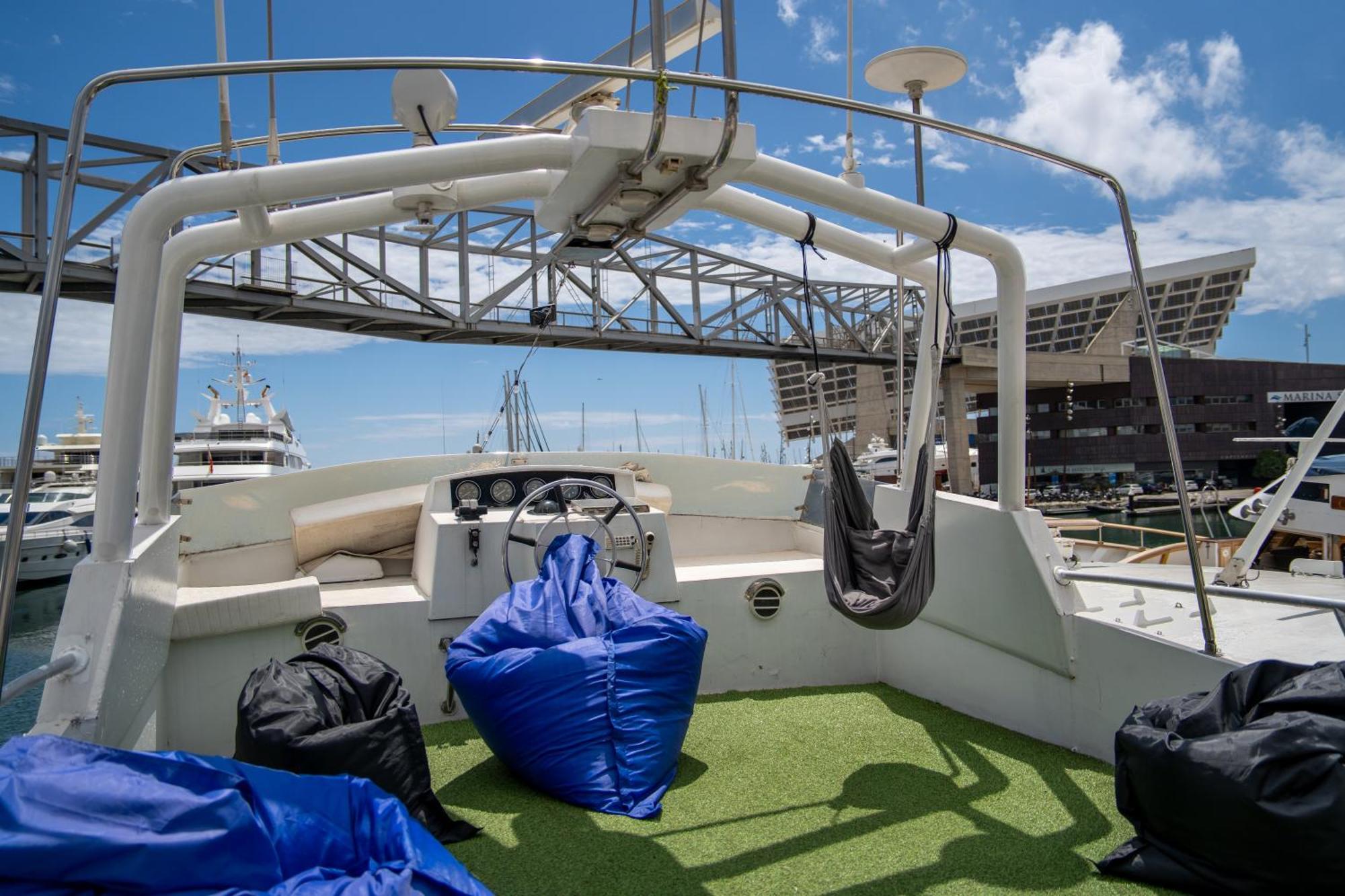 Habitacion Marineria Boat Aloha Barcelona Eksteriør billede