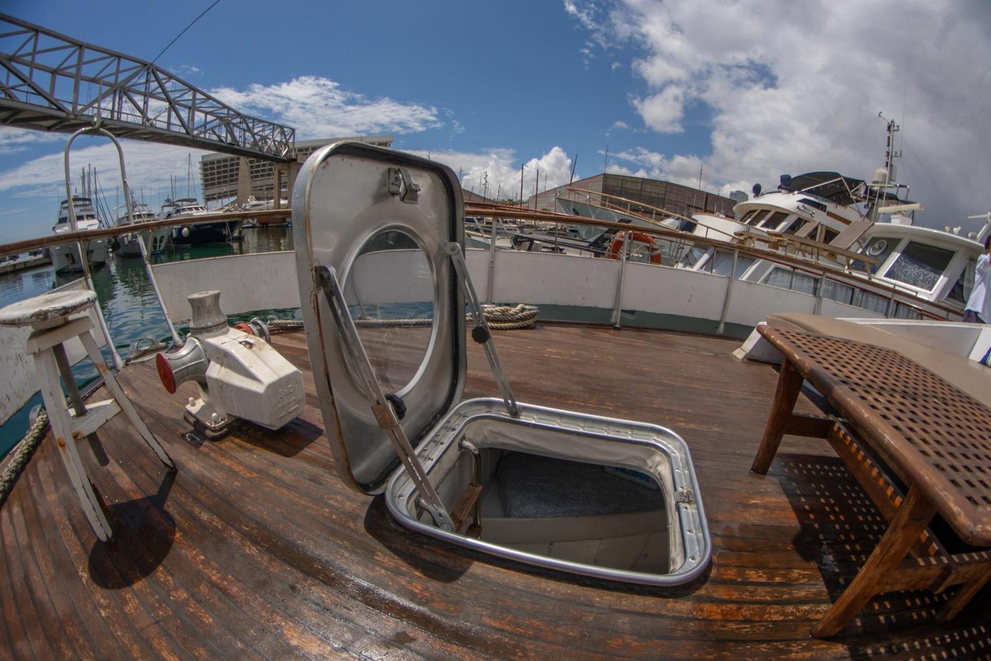 Habitacion Marineria Boat Aloha Barcelona Eksteriør billede